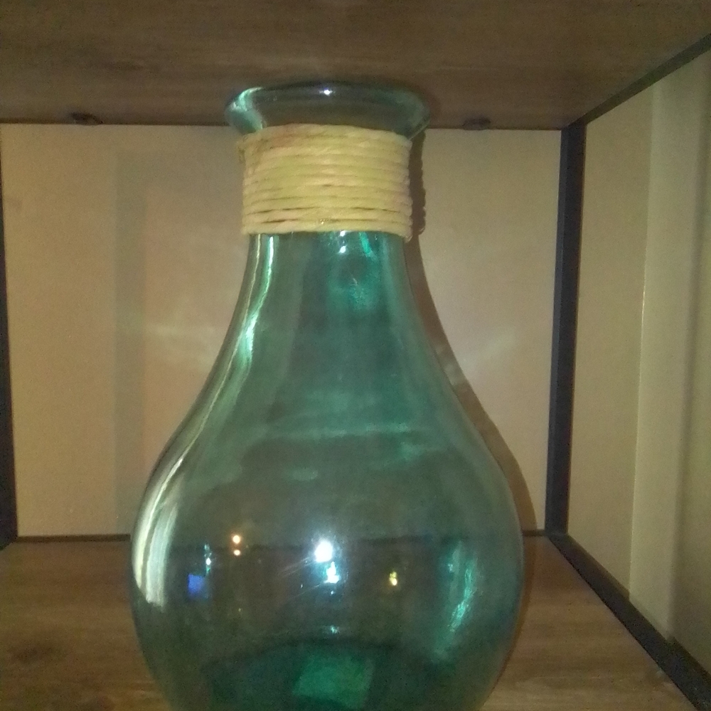Elegant teal Glass Vase